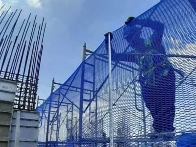 Cập nhật báo giá lưới che bụi an toàn công trình